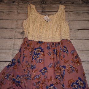 Floral and Lace Midi Dress, Size 3x, NWT